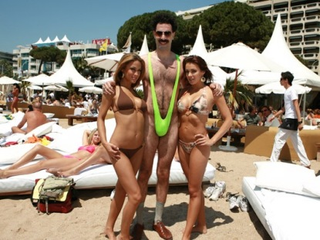 Illustration for article titled How To Promote A Movie: Beach Edition